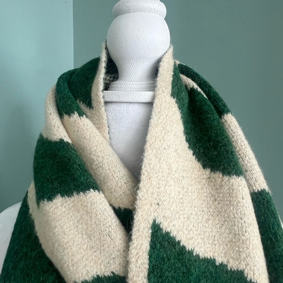 NWT Anthropologie Scarf - Picture 7 of 8